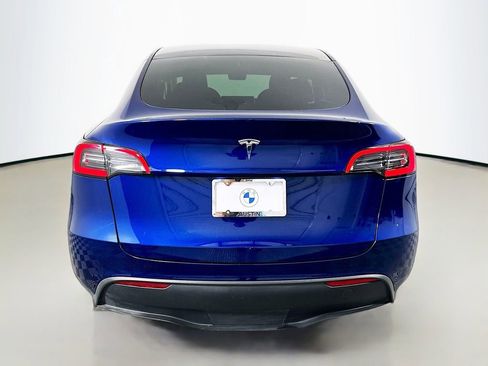 Used 2025 Tesla Model Y Long Range RWD image 6