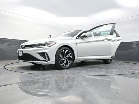 New 2026 Volkswagen Jetta SEL image 31