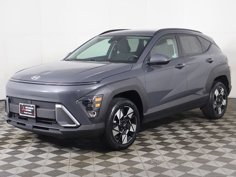 Used 2024 Hyundai Kona SEL w/ Convenience Package AWD/4WD image 7