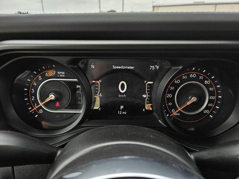 New 2025 Jeep Wrangler Unlimited Sahara image 8