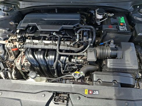 Used 2021 Hyundai Elantra SEL FWD image 25