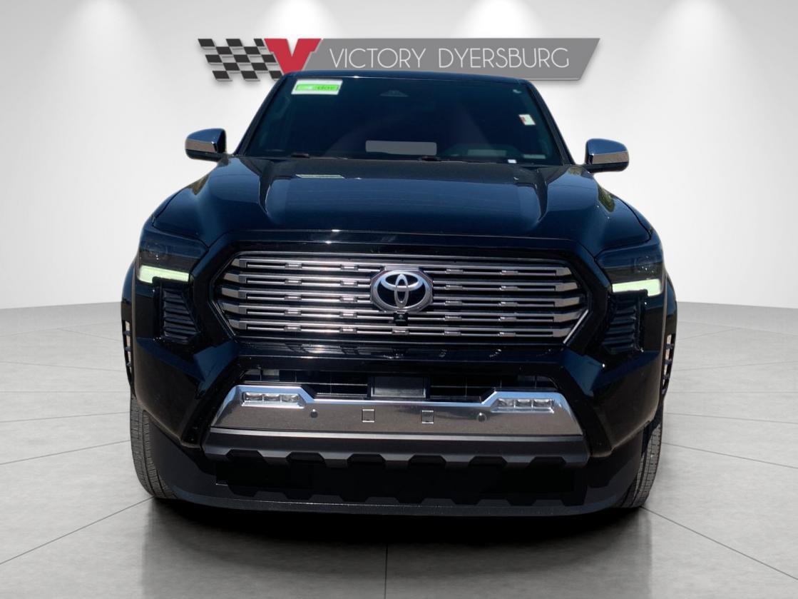 Used 2024 Toyota Tacoma Limited w/ Limited Package (LT) AWD/4WD image 9