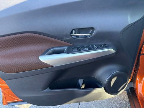 Used 2020 Nissan Kicks SR image 17