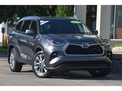 Used 2023 Toyota Highlander Limited