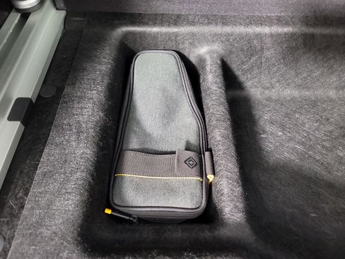 Used 2024 Rivian R1S Adventure AWD/4WD image 34