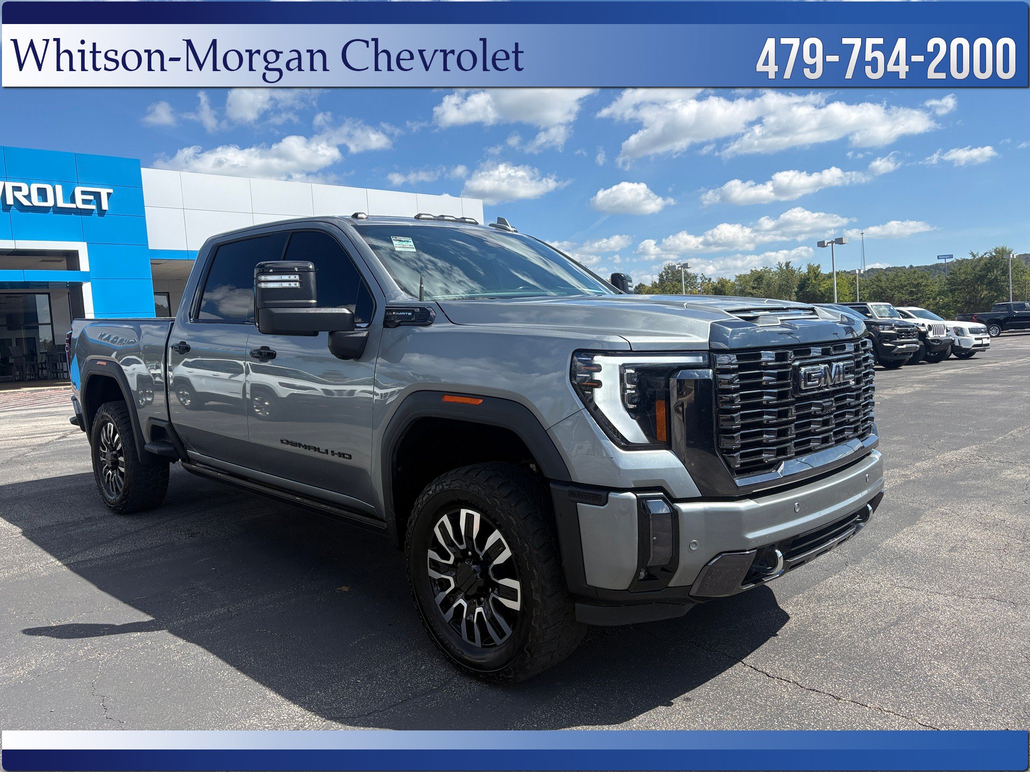 Used 2024 GMC Sierra 2500 Denali Ultimate AWD/4WD image 3