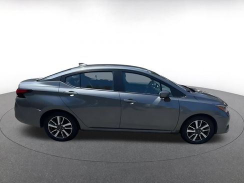 Used 2025 Nissan Versa SV FWD image 16