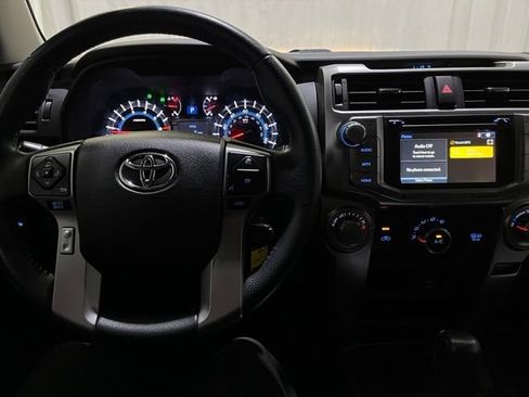 Certified 2019 Toyota 4Runner SR5 AWD/4WD image 20