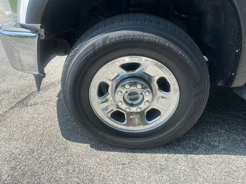 Used 2009 Ford F350 XLT AWD/4WD image 9