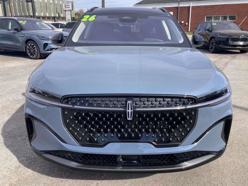 New 2026 Lincoln Nautilus Reserve image 12