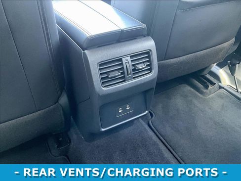 Used 2026 Nissan Rogue SL FWD image 10