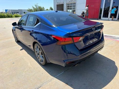 Certified 2024 Nissan Altima 2.0 SR FWD image 3