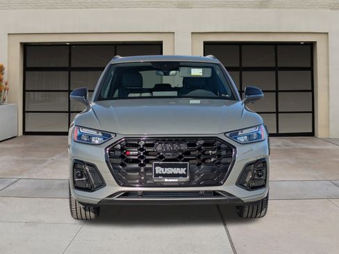 Used 2023 Audi SQ5 Premium Plus w/ Premium Plus Package image 6