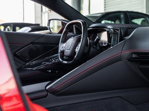 Used 2025 Chevrolet Corvette Z06 image 46