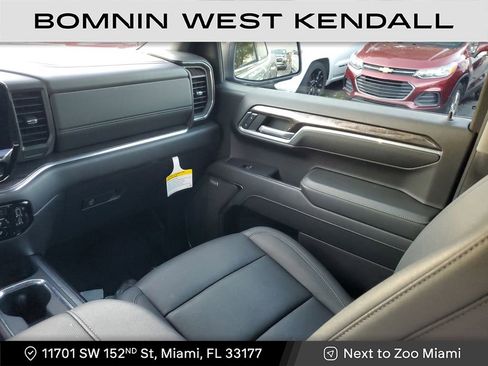 Used 2024 Chevrolet Silverado 1500 LTZ image 16