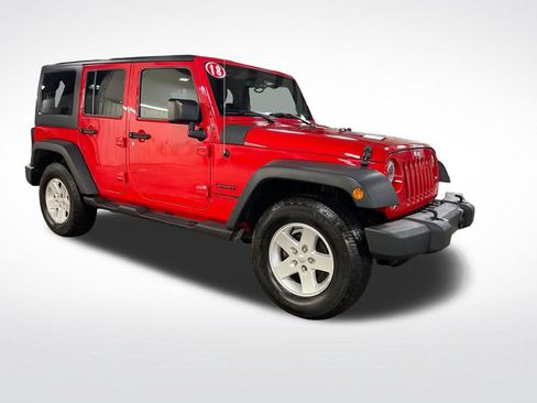 Used 2018 Jeep Wrangler Unlimited Sport S AWD/4WD image 8