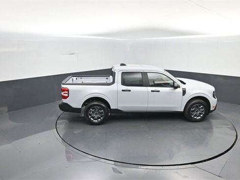 New 2026 Ford Maverick XLT image 28