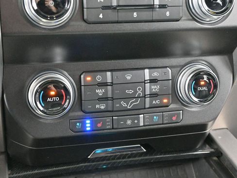 Used 2021 Ford F350 Platinum w/ Tremor Off-Road Package image 25