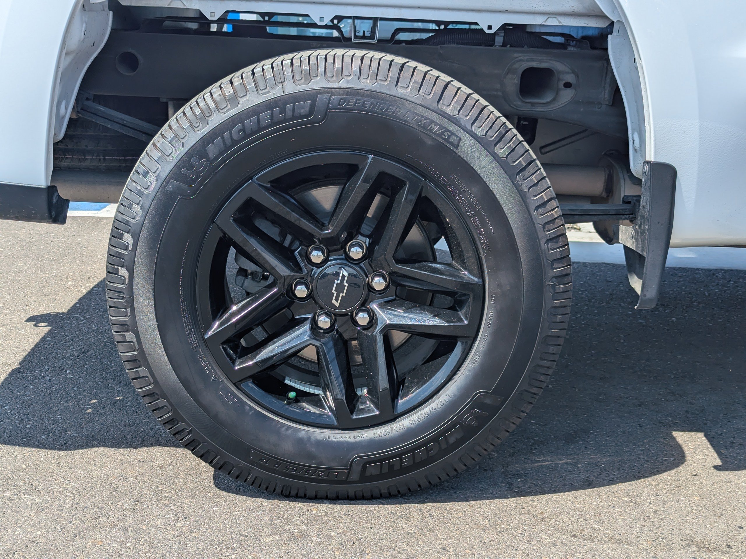 Certified 2021 Chevrolet Silverado 1500 Custom Trail Boss AWD/4WD image 46