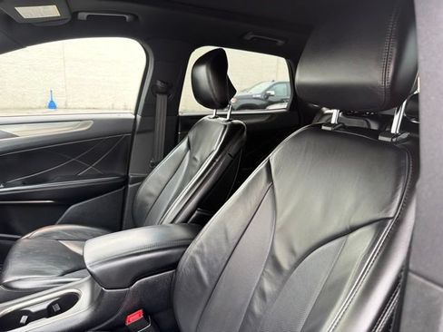 Used 2017 Lincoln MKC Select AWD/4WD image 15