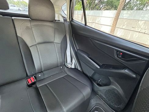 Used 2019 Subaru Crosstrek 2.0i AWD/4WD image 14