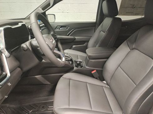 New 2026 GMC Canyon Elevation w/ Convenience Package image 22