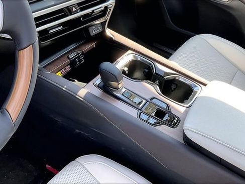 New 2026 Lexus RX 350 350h image 8