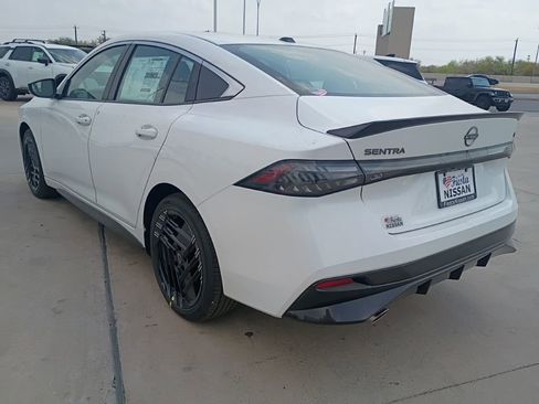 New 2026 Nissan Sentra SR w/ Floor Mat Package image 4