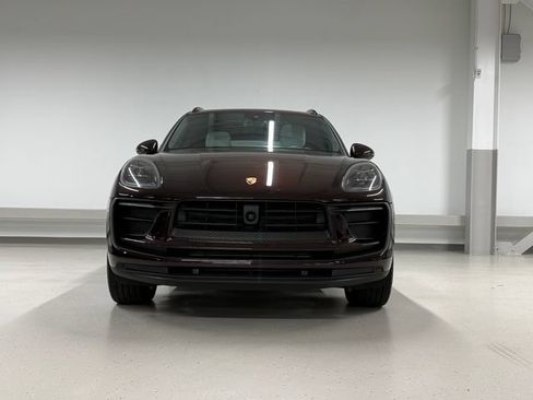 Certified 2026 Porsche Macan Turbo AWD/4WD image 8