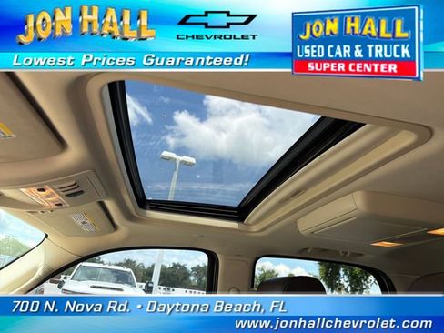 Used 2014 Cadillac Escalade Platinum AWD/4WD image 23
