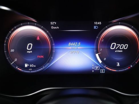 Used 2021 Mercedes-Benz GLC 300 4MATIC image 22