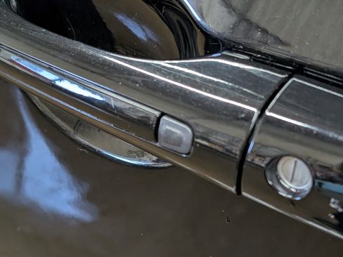 Used 2024 Chrysler Pacifica Touring-L image 47