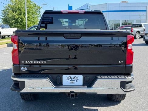 Used 2025 Chevrolet Silverado 1500 LT AWD/4WD image 11