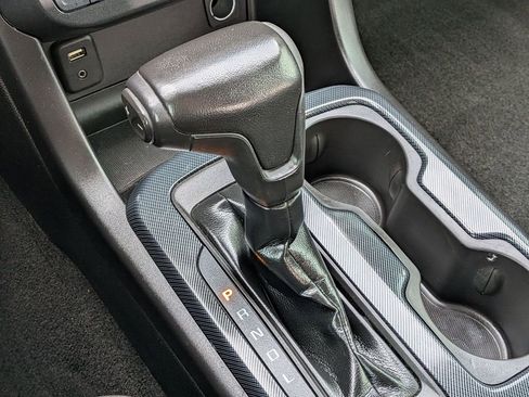 Used 2018 Chevrolet Colorado Z71 AWD/4WD image 18