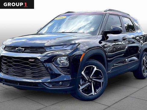 Used 2021 Chevrolet TrailBlazer RS w/ Technology Package FWD image 1