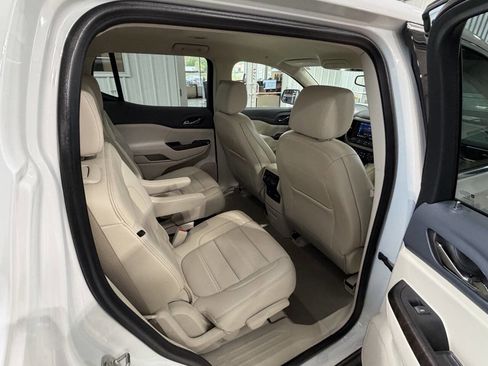 Used 2023 GMC Acadia Denali AWD/4WD image 19