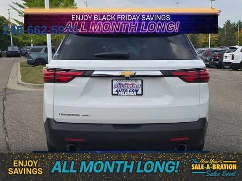 Used 2023 Chevrolet Traverse LS w/ Safety Package image 4