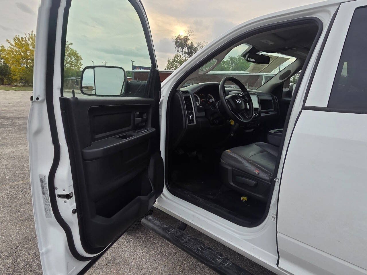 Used 2016 RAM 2500 Tradesman w/ Popular Equipment Group RWD image 6