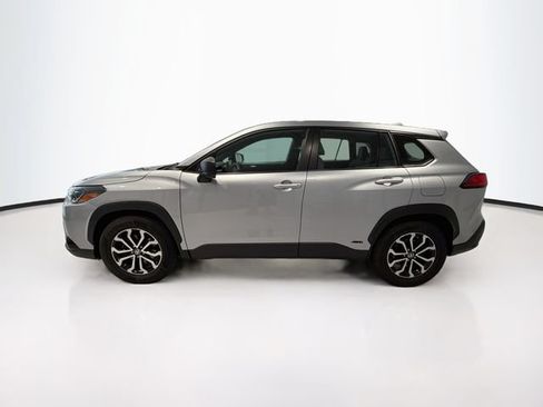 Used 2024 Toyota Corolla Cross AWD Hybrid image 4