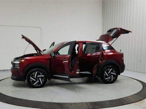 New 2026 Nissan Kicks SV w/ SV Premium Package image 12