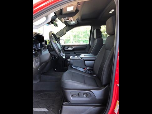 Used 2023 Chevrolet Silverado 1500 LT w/ Convenience Package II image 14