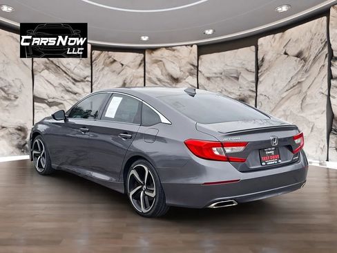 Used 2018 Honda Accord Sport image 4