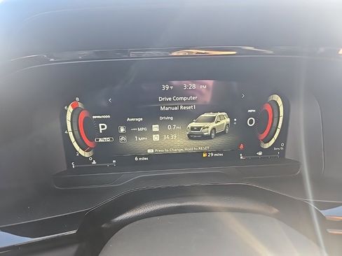 New 2026 Nissan Pathfinder Platinum image 14