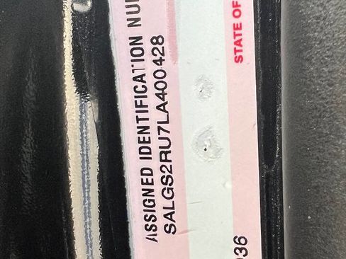 Used 2020 Land Rover Range Rover HSE image 19