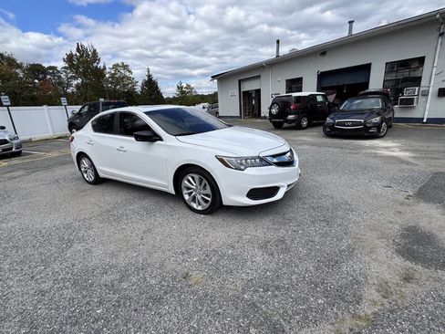 Used 2018 Acura ILX image 5
