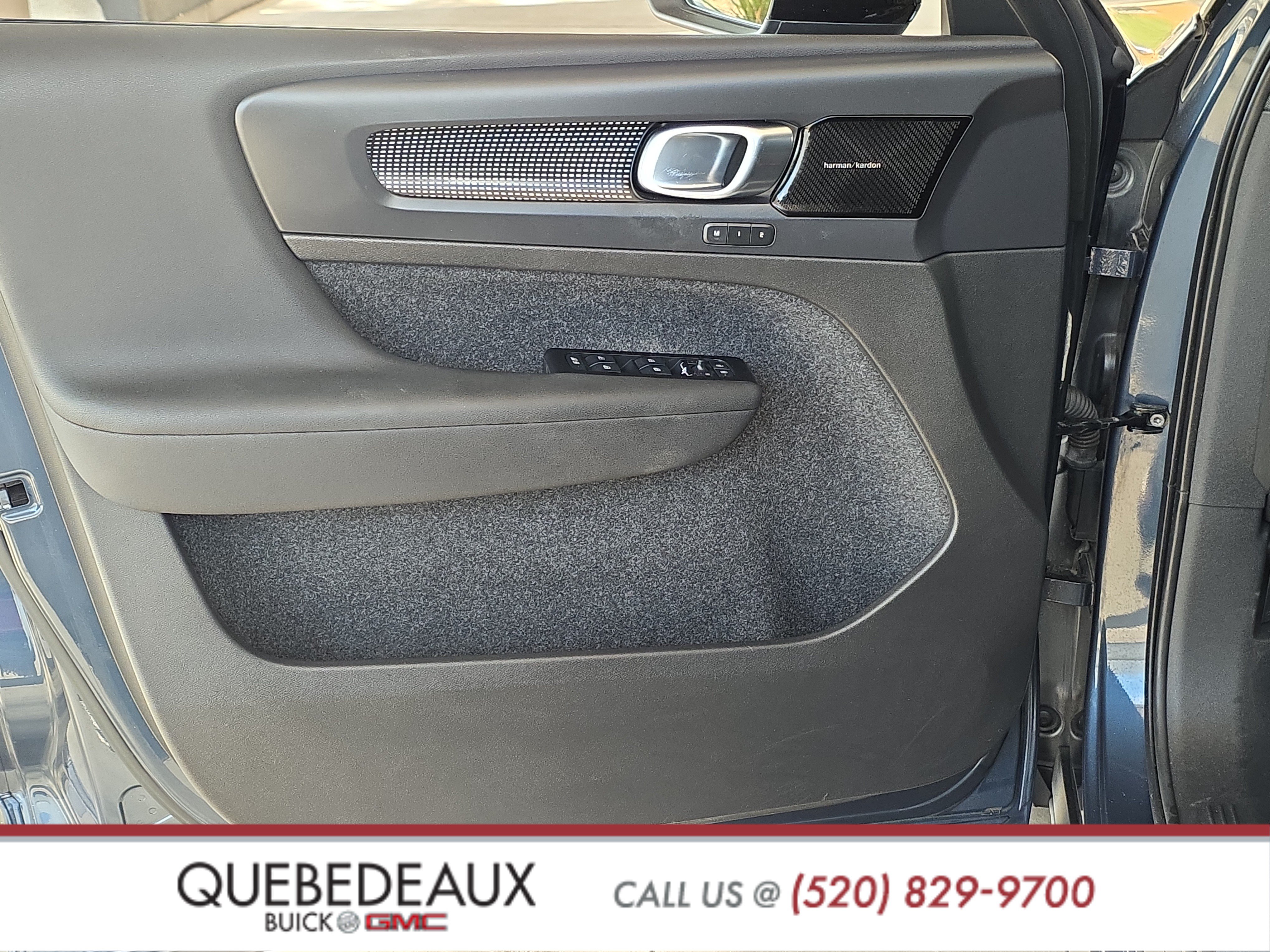 Used 2022 Volvo XC40 P8 Recharge Ultimate AWD/4WD image 9