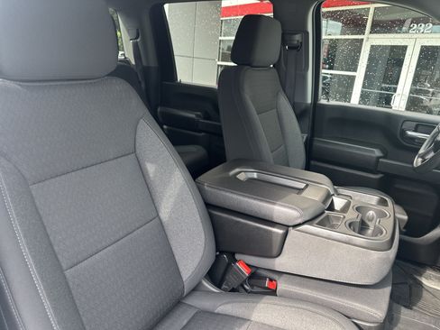 Used 2024 Chevrolet Silverado 2500 Custom w/ Custom Value Package AWD/4WD image 34