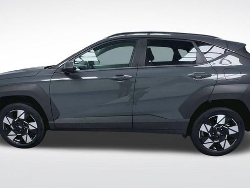 Used 2025 Hyundai Kona SEL AWD/4WD image 18