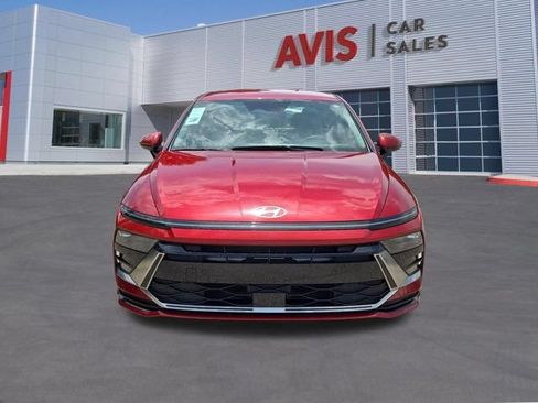 Used 2025 Hyundai Sonata SEL FWD image 2