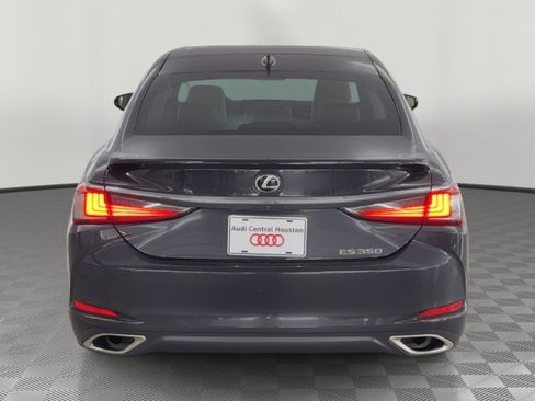 Used 2022 Lexus ES 350 Ultra Luxury w/ Accessory Package 2 image 10